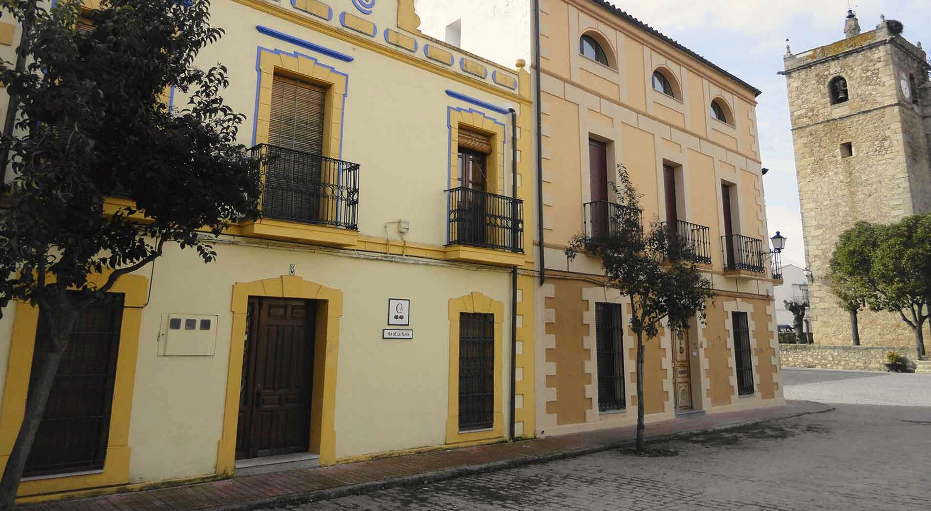 Fachada de Casa Rural Vía de la Plata en Aldea del Cano, Extremadura